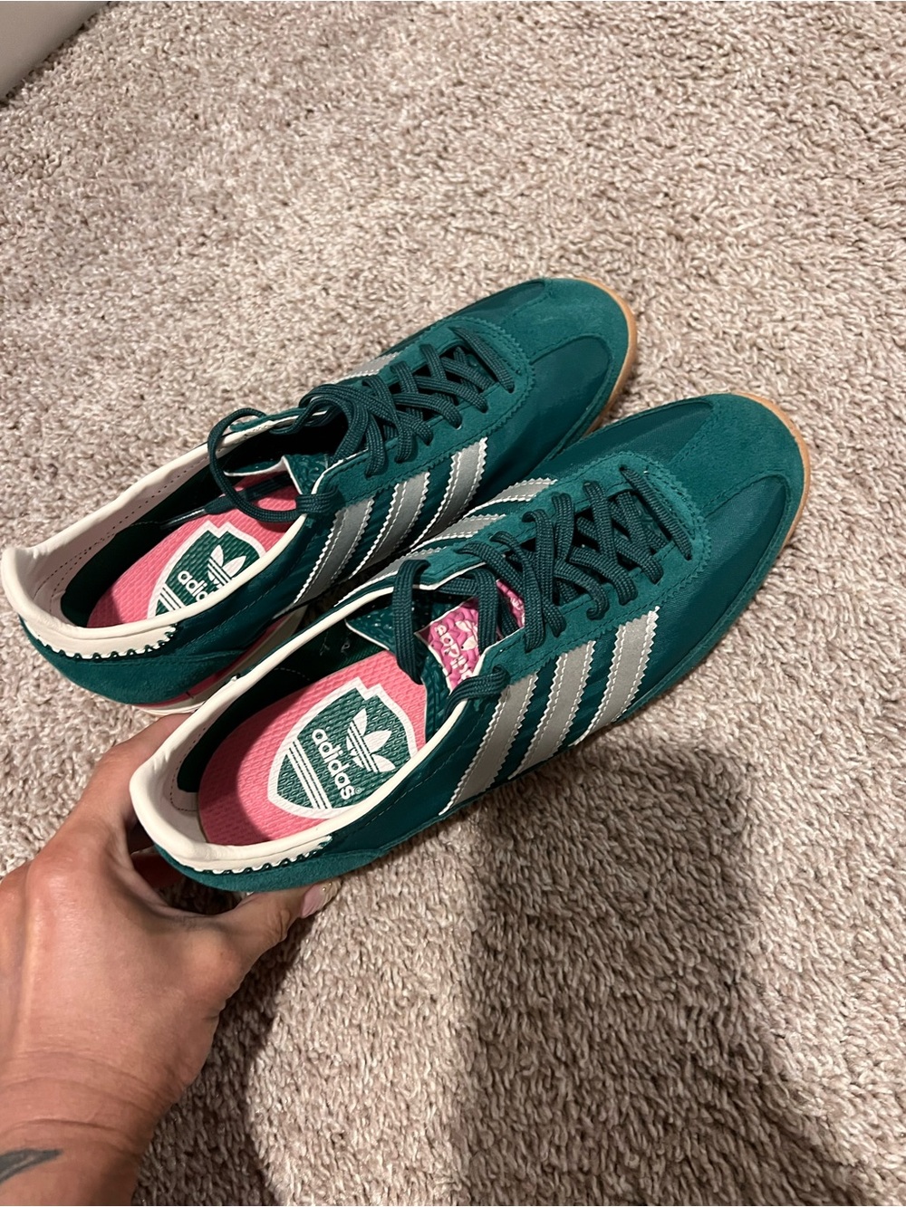 Like NEW! Adidas SL 72 OG green Pink Sneakers size 7.5 - Picture 2 of 10